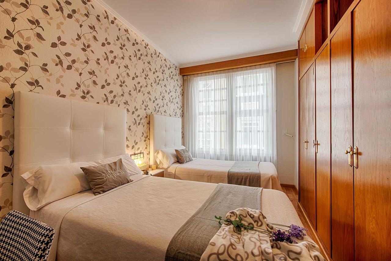 Hostal Zahara Ferrol Exteriör bild