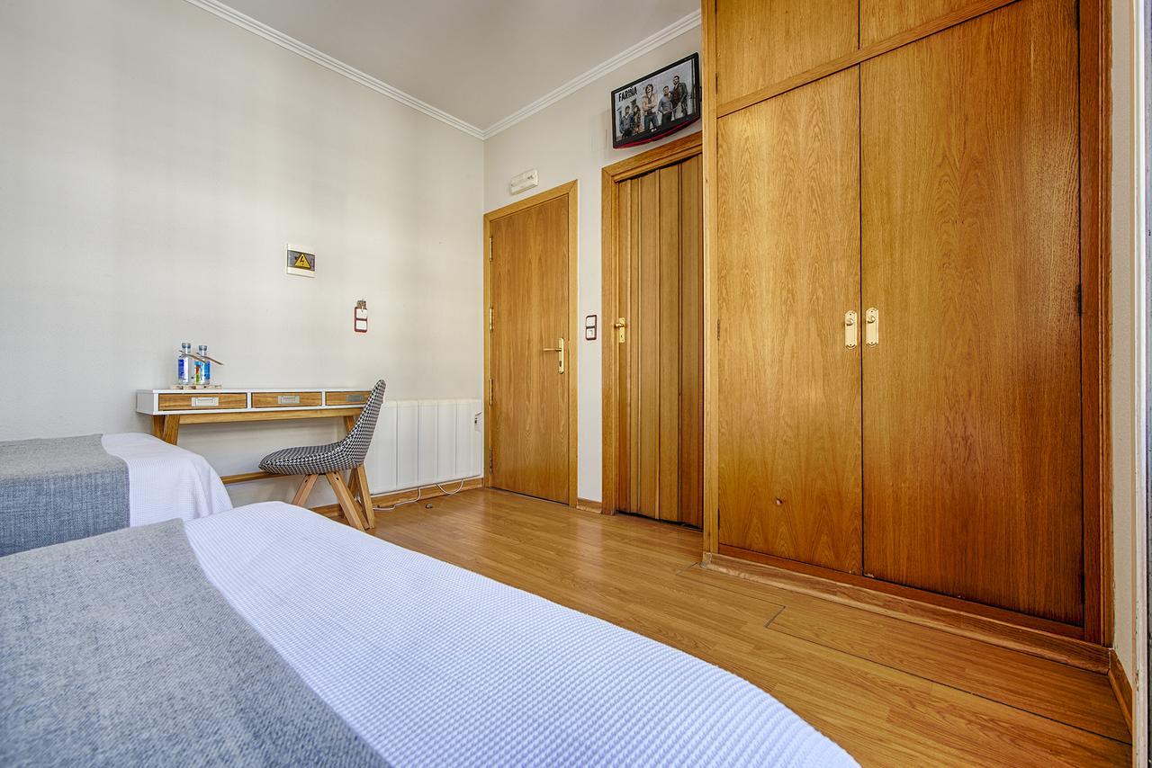 Hostal Zahara Ferrol Exteriör bild